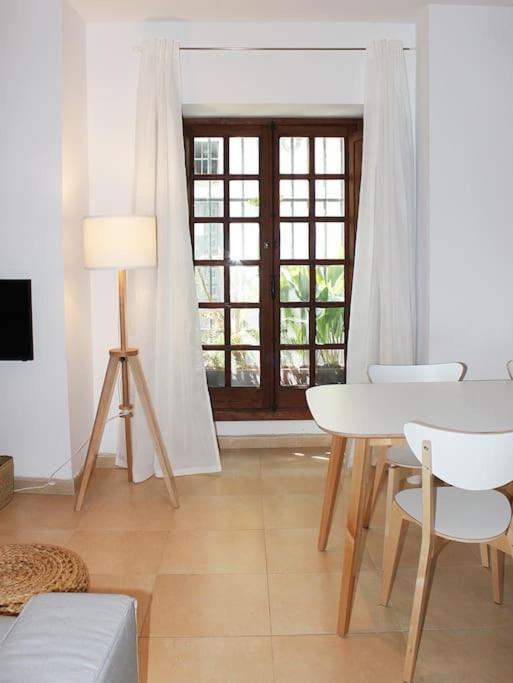Fancy Apartment In A Historic House, Chiclana City Center By C. Dreams Chiclana de la Frontera Εξωτερικό φωτογραφία